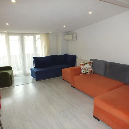 Apartament Taksim 9 *